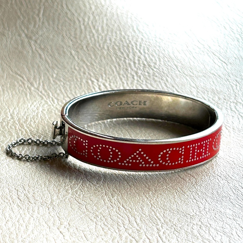 Vintage Coach Red Enamel Logo Bangle Bracelet – Hinged with Safety Chain 7” - Picture 13 of 13